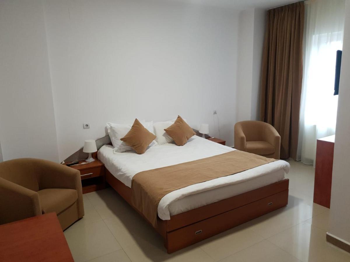 Hotel Top Central Bucharest Luaran gambar